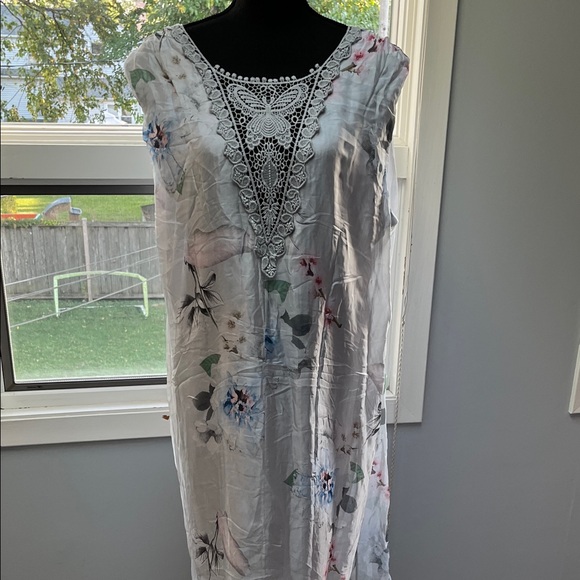 Elena Baldi Dresses & Skirts - Floral Lace-Trimmed Silk Dress Sz 1X